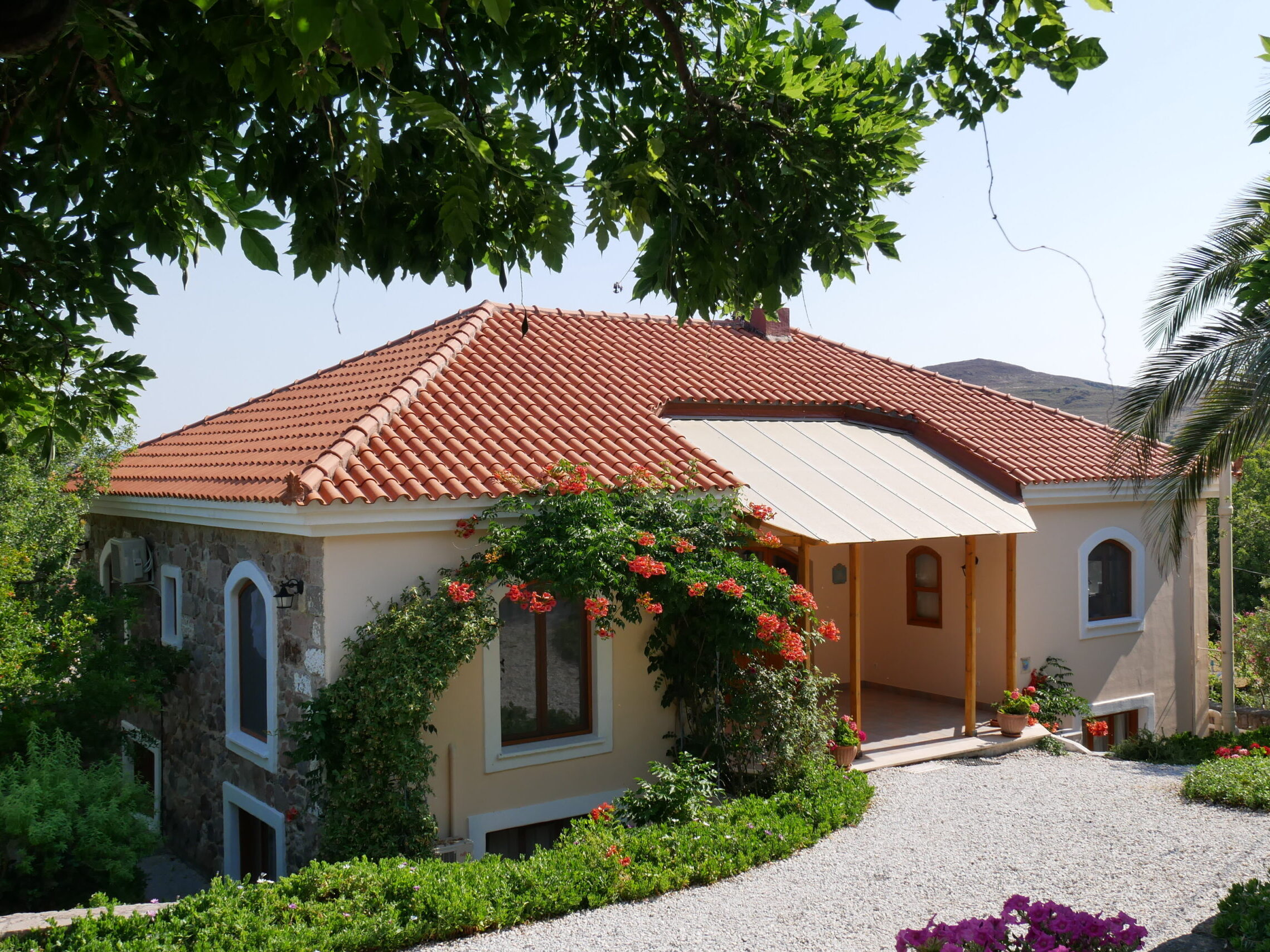 Greek Accomodations Guesthouse close up