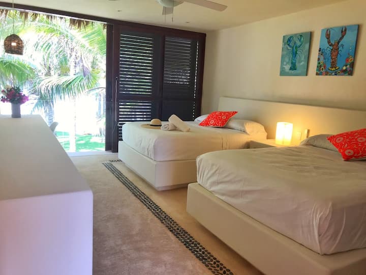 Mexico Casa Plamar two bed queen inside view